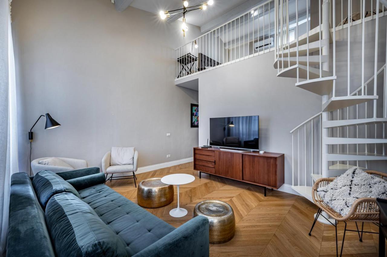 Hs4U Ricasoli Luxury Apartment Near Duomo N. 3 ฟลอเรนซ์ ภายนอก รูปภาพ