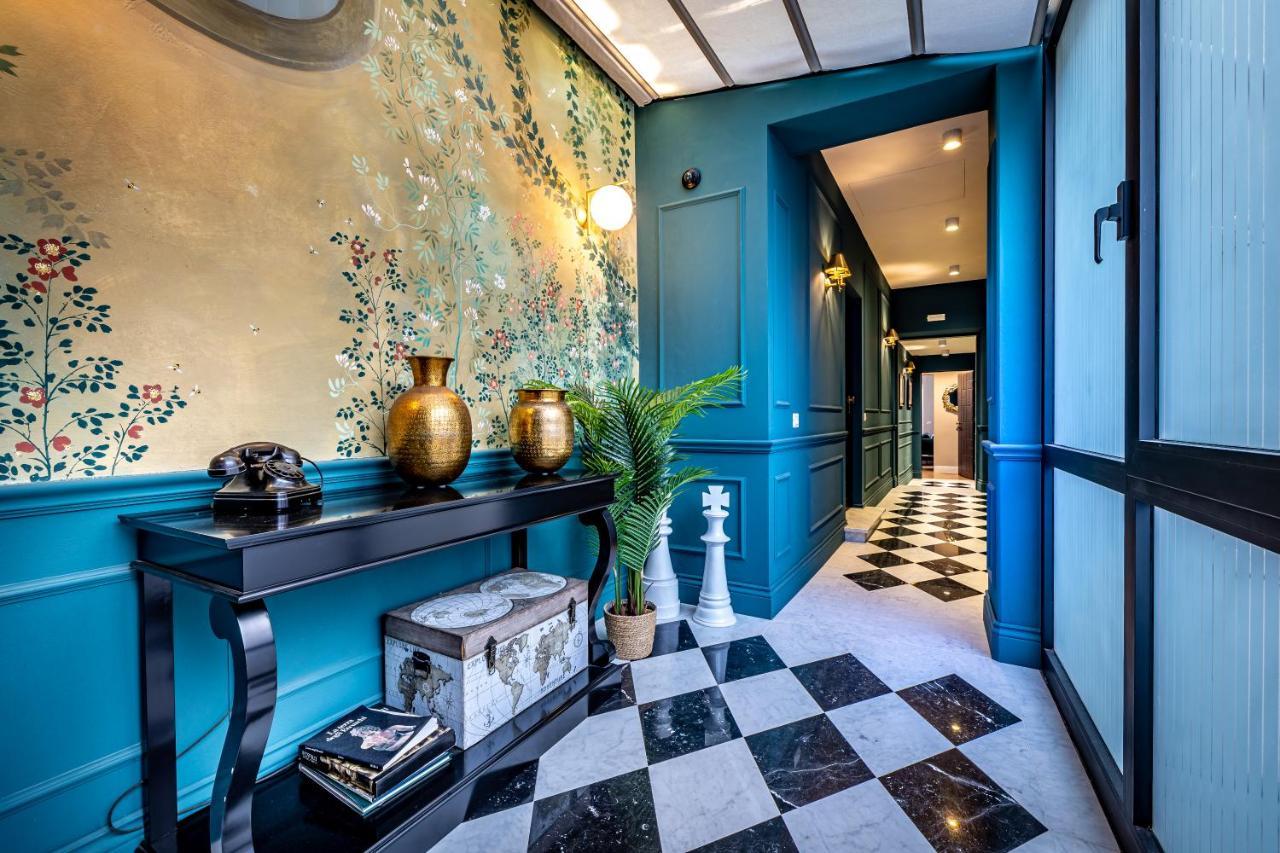 Hs4U Ricasoli Luxury Apartment Near Duomo N. 3 ฟลอเรนซ์ ภายนอก รูปภาพ