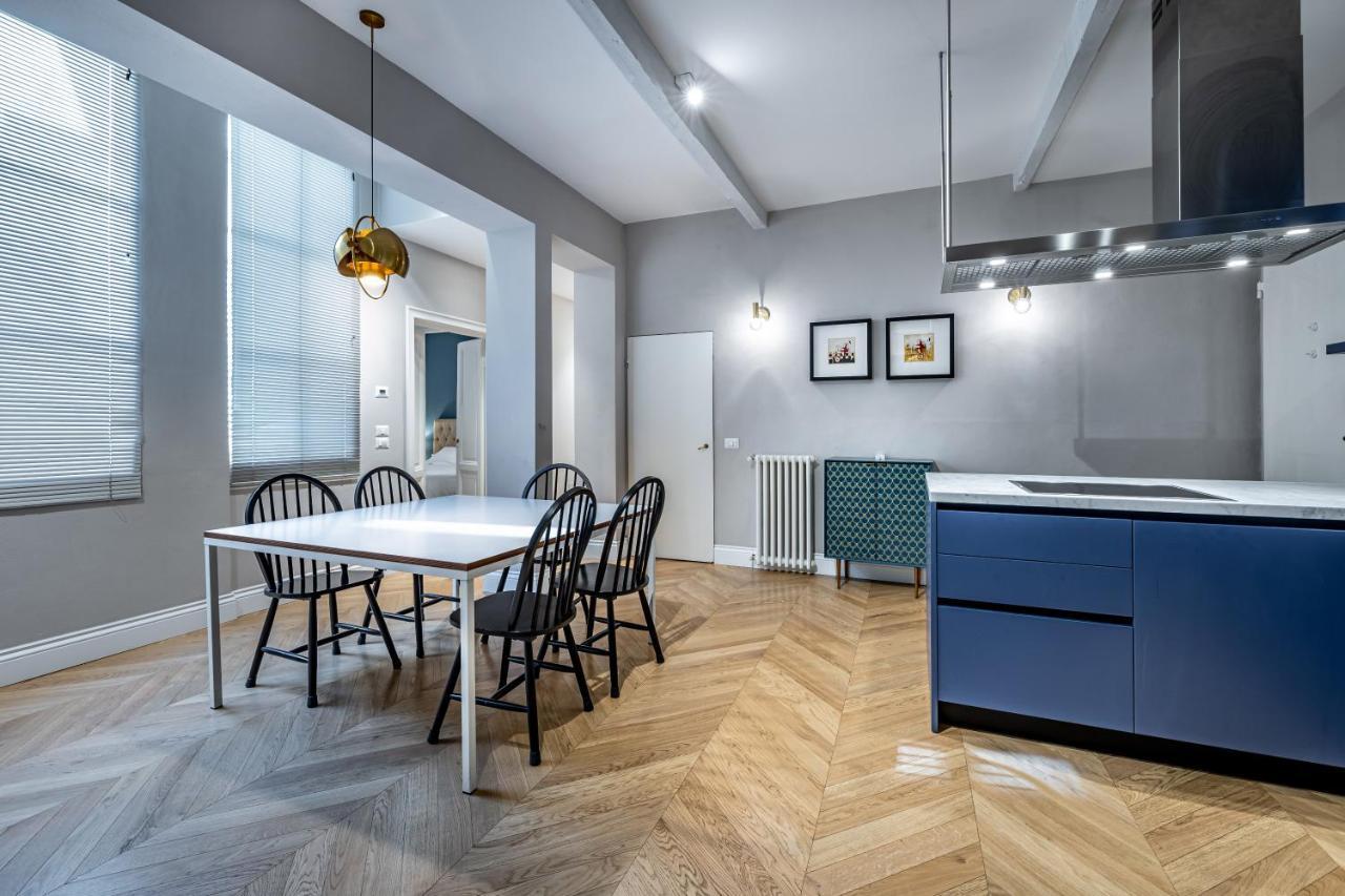 Hs4U Ricasoli Luxury Apartment Near Duomo N. 3 ฟลอเรนซ์ ภายนอก รูปภาพ
