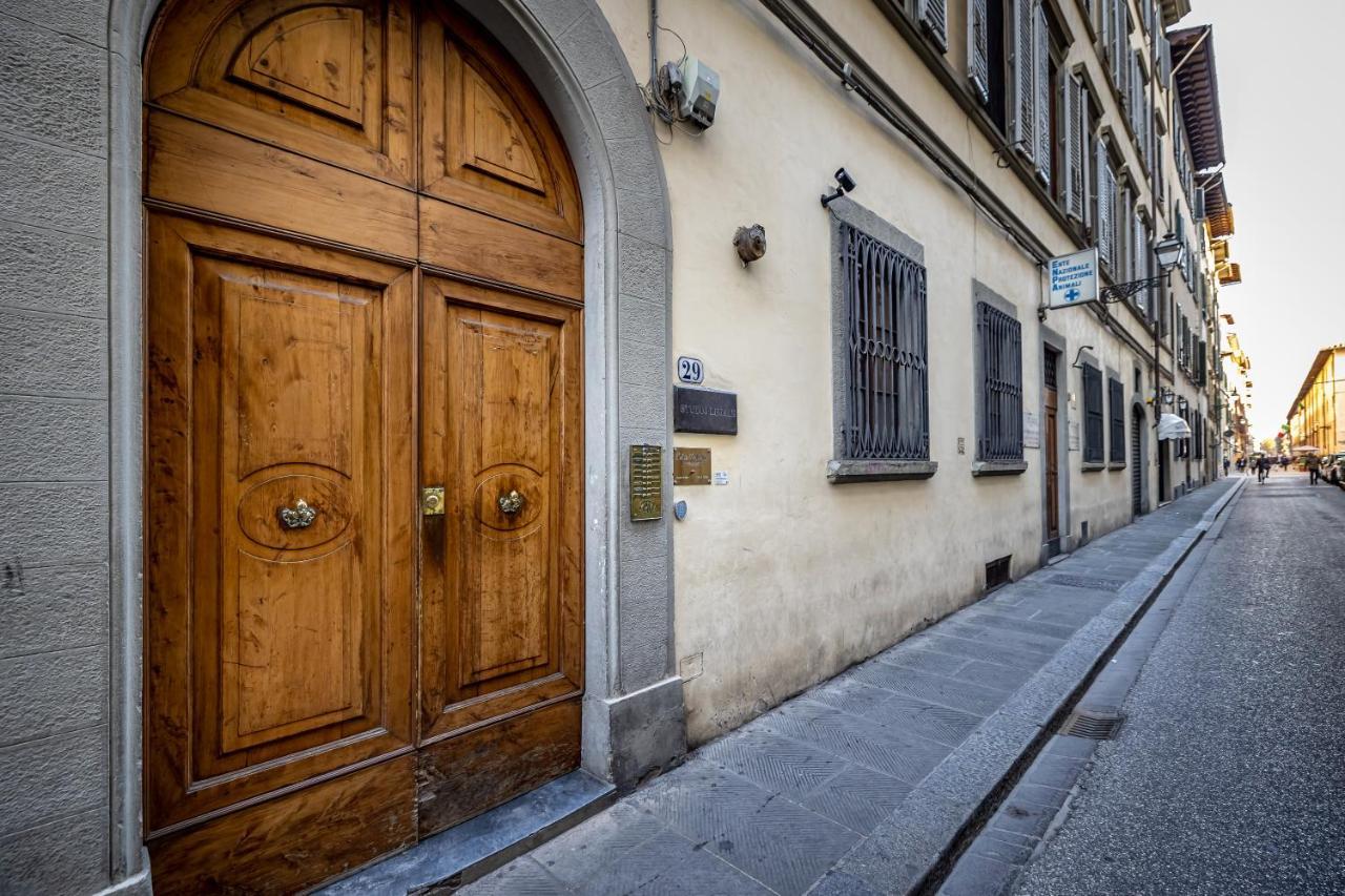 Hs4U Ricasoli Luxury Apartment Near Duomo N. 3 ฟลอเรนซ์ ภายนอก รูปภาพ