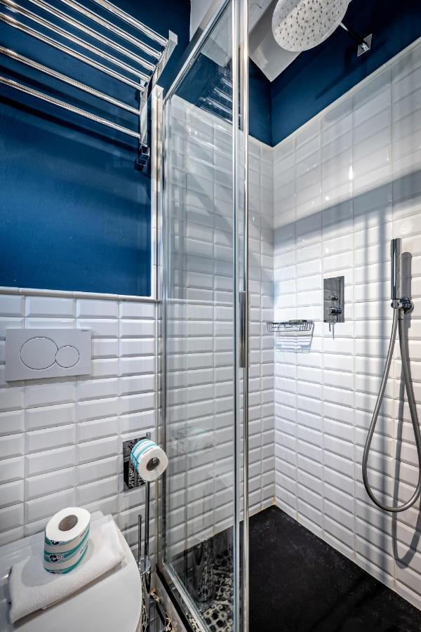 Hs4U Ricasoli Luxury Apartment Near Duomo N. 3 ฟลอเรนซ์ ภายนอก รูปภาพ